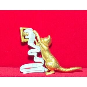 Danecraft vintage Cat Brooch